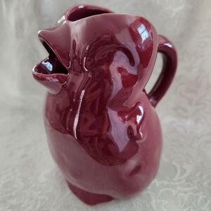RARE! VINTAGE! SIGNED BYBEE Kentucky MAROON Glaze Figural Chick Pitcher Creamer!